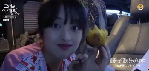 娱乐吃瓜酱穿搭博主小说,娱乐吃瓜酱的穿搭秘籍与时尚小说